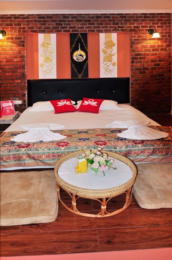 Zen Rooms Ladprao Soi 71 Banguecoque Exterior foto