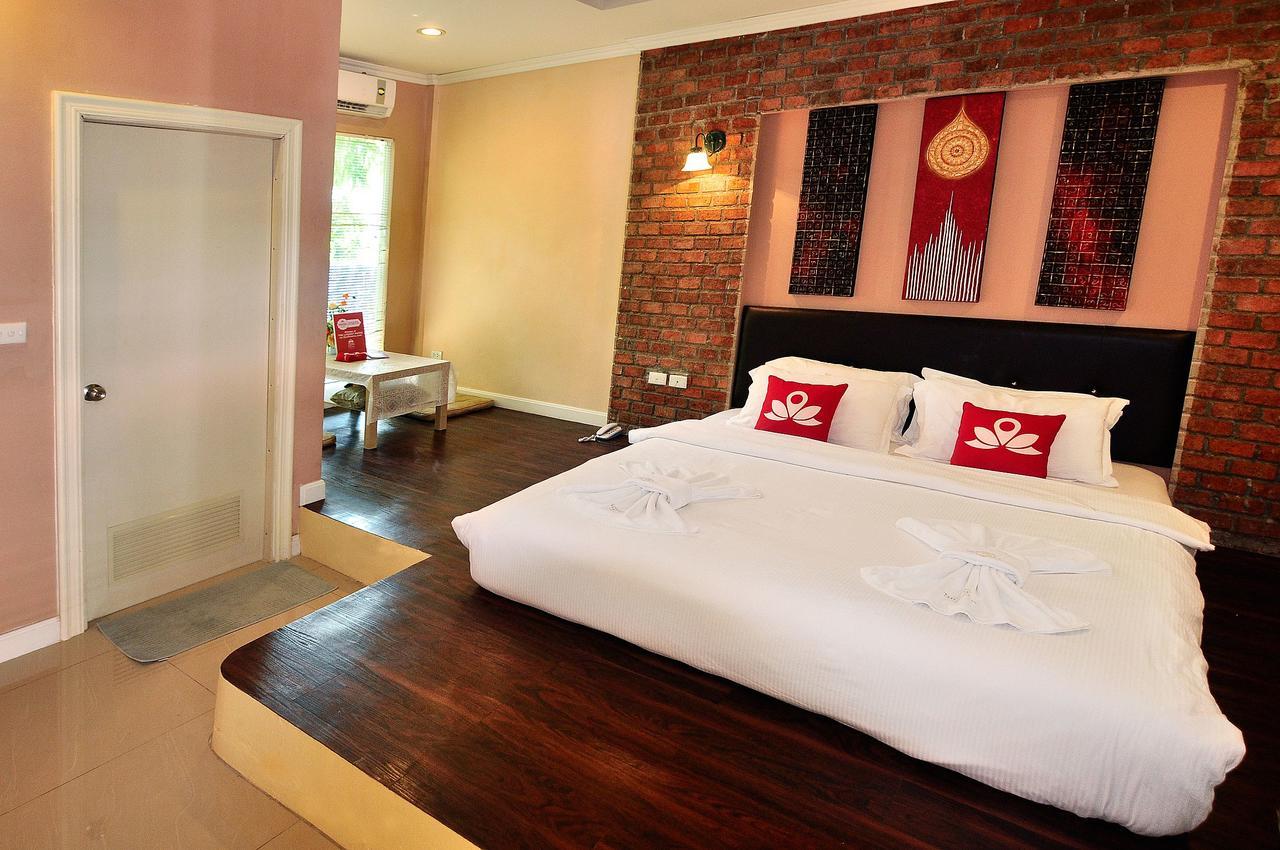 Zen Rooms Ladprao Soi 71 Banguecoque Exterior foto